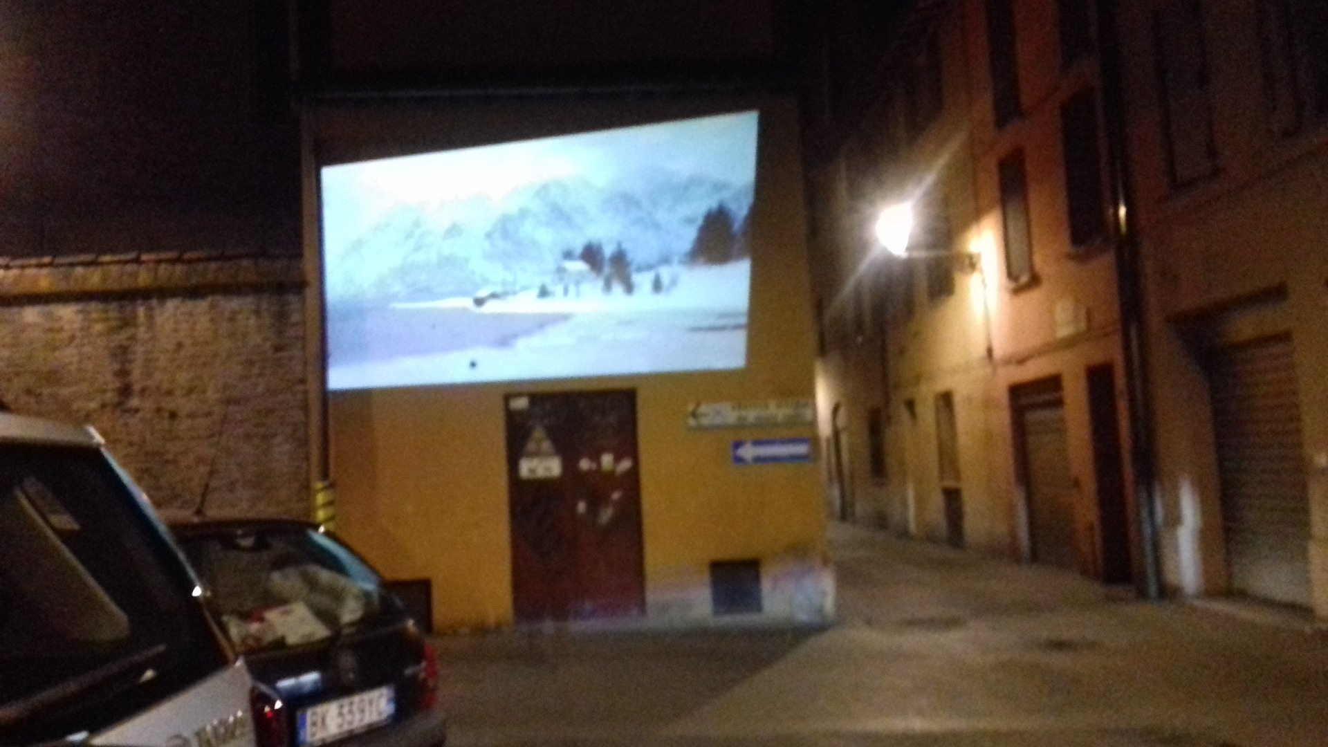 Pubblica proiezione del filmato: "Un viaggio nell'emozione"  di Valeria Errani